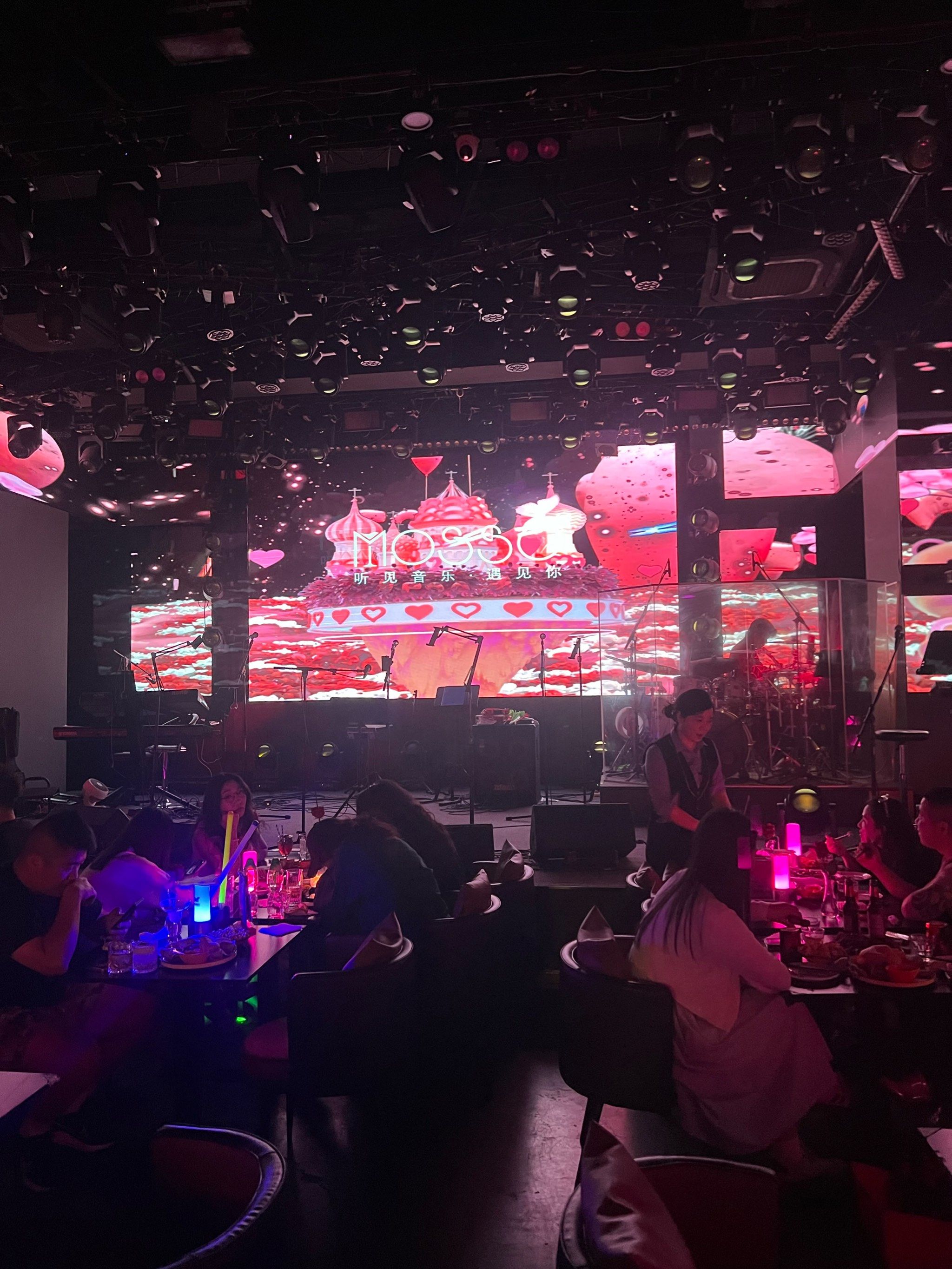 吕梁商务ktv多少钱一个小时-文水县ktv预订